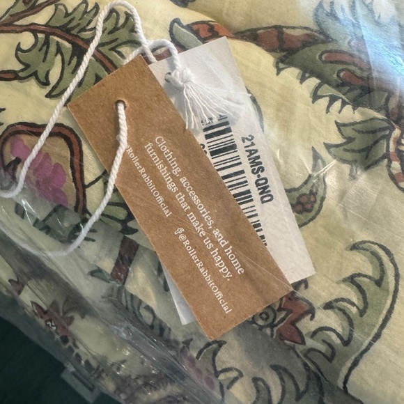 Roller Rabbit Multi-Color Comforter - Picture 4 of 4